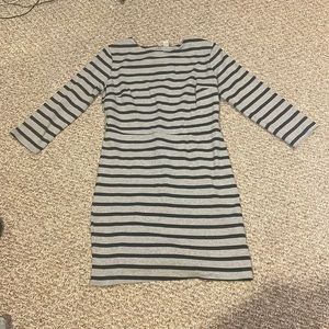 Old Navy striped 3/4 sleeve dress - medium